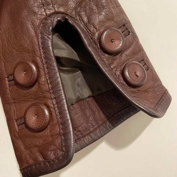 Leather jacket - Picture 3 of 4